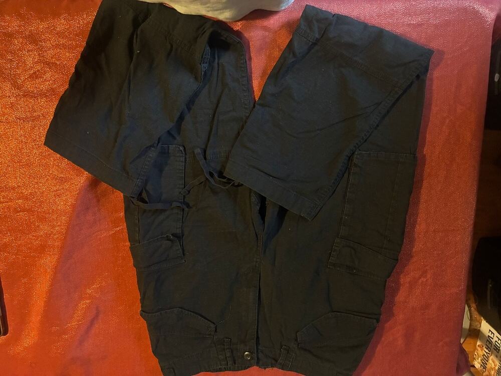 LGKR Cargo Capri Pants Womens M Elastic Waist Drawstring Cargo Black